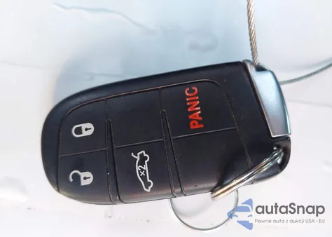 2016 Chrysler 300 Limited из США, поврежденный, VIN 2C3CCAAG2GH211846